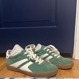 NWT Naturalizer Medina Lace Up Sneaker